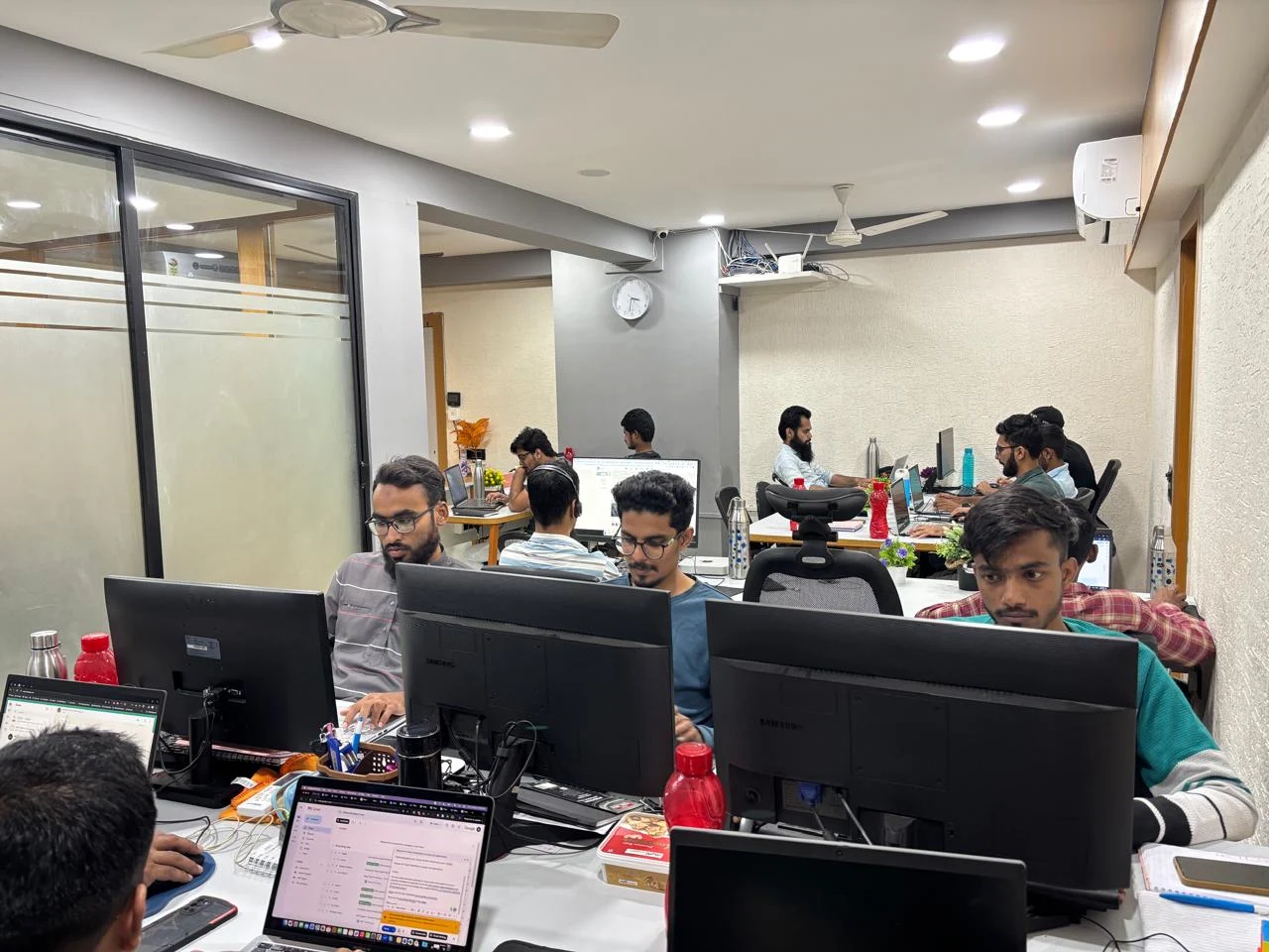 N&T Software team workspace 2